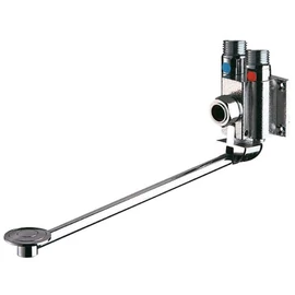 DELABIE MIXFOOT lábpedálos öblítőszelep, elengedéskor azonnal elzáró, felmosást megkönnyítő felemelhető karral, hideg-meleg vízre, felső vízbekötéssel, fali