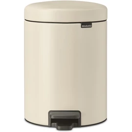 Brabantia NewIcon pedálos hulladékgyűjtő szagmentesen záródó Soft-Close fedél, műanyag tartály, 5L - W méret, acél, világos bézs - 149900