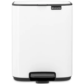 Brabantia Bo Pedal Bin pedálos hulladékgyűjtő szagmentesen záródó Soft-Close fedél, karcsú, négyzetes forma, műanyag tartály, 7L - B méret, acél, fehér - 236884
