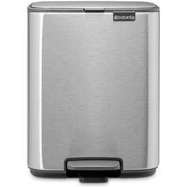 Brabantia Bo Pedal Bin pedálos hulladékgyűjtő szagmentesen záródó Soft-Close fedél, karcsú, négyzetes forma, műanyag tartály, 7L - B méret, r.m. acél, selyem matt ujjlenyomatmentes - 237942