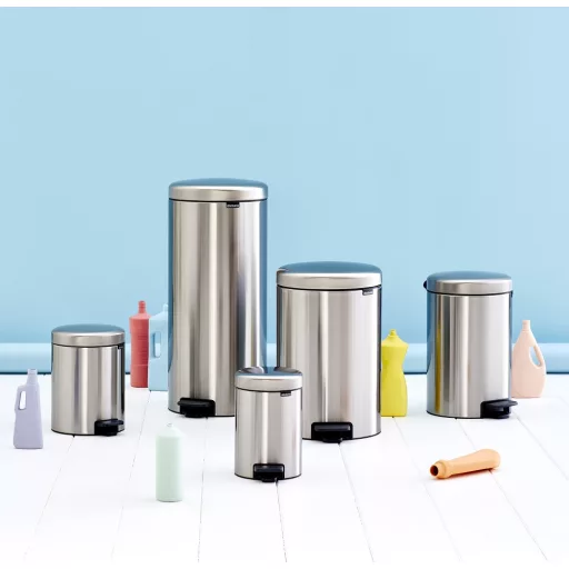 A Brabantia szemeteseket hatalmas választékban találhatja meg oldalunkon!