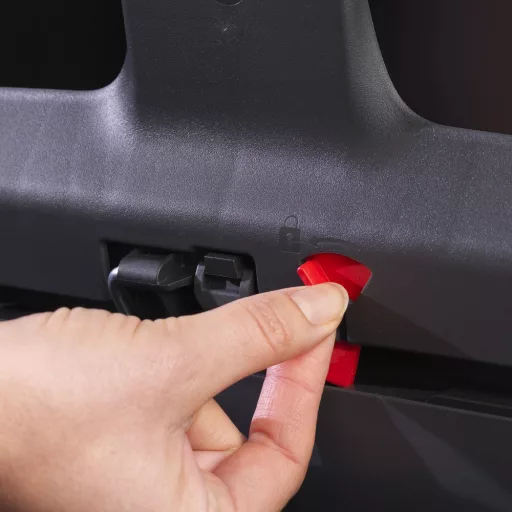 Zárómechanizmus a fedél nyitva tartásához