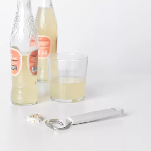 Használata kényelmes, kialakítása tartós, megjelenése pedig harmonikusan illeszkedik a modern otthonok esztétikájába.