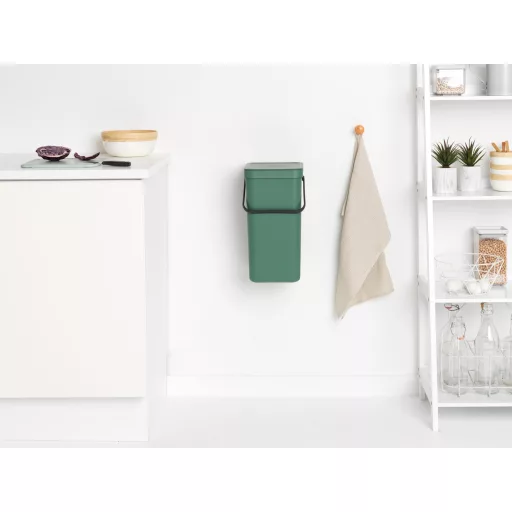 A platina zöld szín modern és elegáns megjelenést kölcsönöz bármelyik konyhának.
