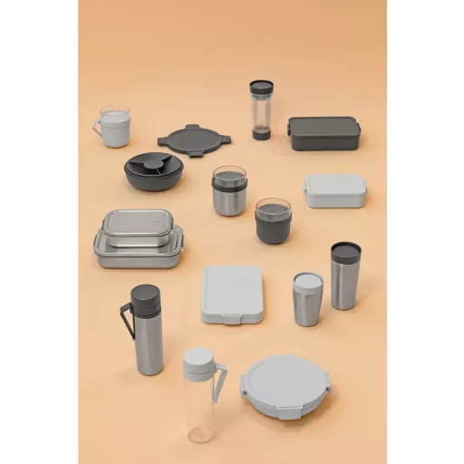 A Brabantia Make &amp; Take lapos ételhordozó doboz tökéletes választás mindazoknak, akik egy kompakt, mégis megbízható megoldást keresnek a mindennapi étkezésekhez.
