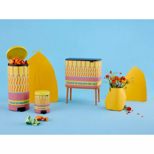 Yinka Ilori mintás Brabantia NewIcon pedálos szemetes kollekció