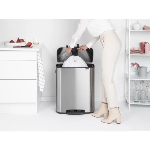 5 db tökéletesen illeszkedő PerfectFit szemeteszsákkal szállítjuk