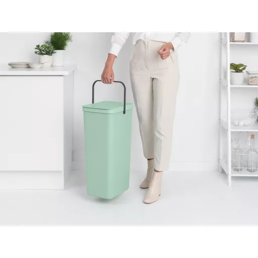 A Brabantia PerfectFit komposztálható szemeteszsákokkal használható, és a termék 100%-ban újrahasznosítható.