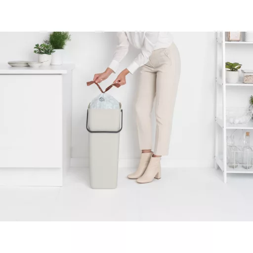 Tökéletes párosítás Brabantia PerfectFit szemeteszsákokból L kód