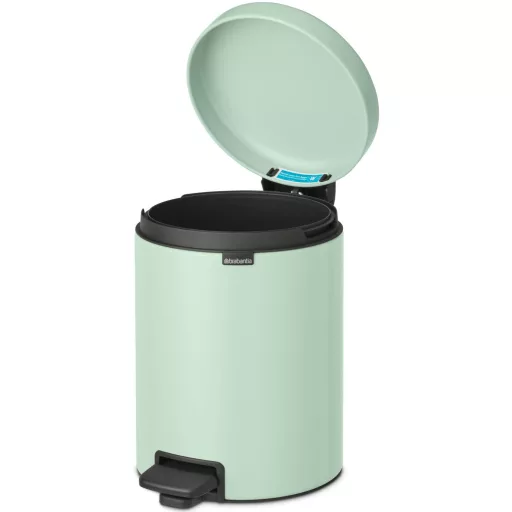Brabantia NewIcon pedálos hulladékgyűjtő szagmentesen záródó Soft-Close fedél, műanyag tartály, 5L - W méret, acél, jáde zöld - 233883