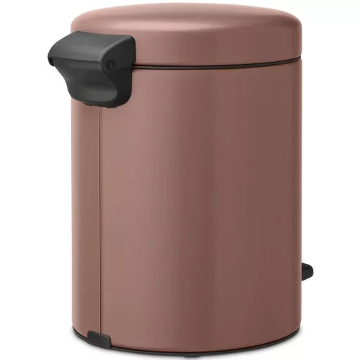 Brabantia NewIcon pedálos hulladékgyűjtő szagmentesen záródó Soft-Close fedél, műanyag tartály, 5L - W méret, acél, szaténrózsaszín taupe - 233982