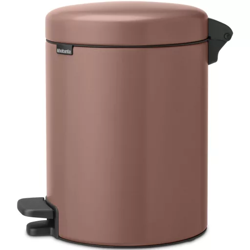 Brabantia NewIcon pedálos hulladékgyűjtő szagmentesen záródó Soft-Close fedél, műanyag tartály, 5L - W méret, acél, szaténrózsaszín taupe - 233982