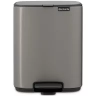   Brabantia Bo Pedal Bin pedálos hulladékgyűjtő szagmentesen záródó Soft-Close fedél, karcsú, négyzetes forma, műanyag tartály, 7L - B méret, acél, platinaszürke - 237966