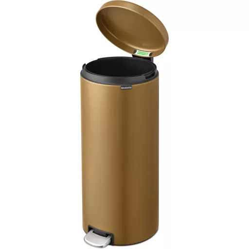Termék belsején kód megjelölés a tökéletesen illeszkedő Perfect Fit szemeteszsák megtalálásához.