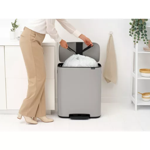 Tökéletes párosítás: mellékelt Brabantia PerfectFit szemeteszsák próbacsomag (M kód).
