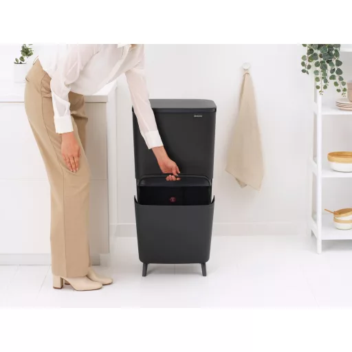 Brabantia SortUp Recycle Bin Hi 2 szintes szelektív hulladékgyűjtő torony lábakon, felhajtható fedéllel, 10+10+25L- J méret, műanyag, sötétszürke - 275043