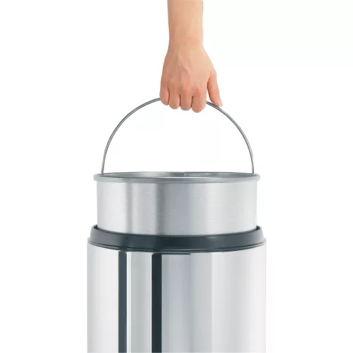 Brabantia Flame Guard önoltó papírkosár hulladékbedobó nyílással, fém kosárral, 30L, r.m. acél, fényes - 287527
