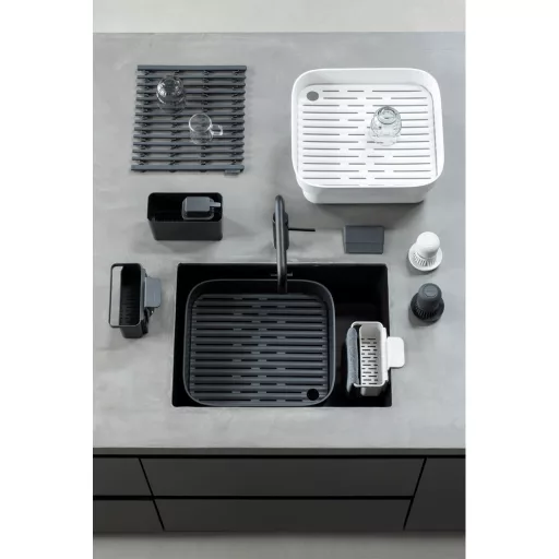 Szervezett - elfér a Brabantia Sink Organizerben.