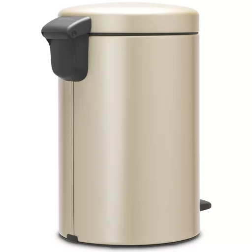A NewIcon Pedal Bin modern és időtálló designnal rendelkezik.
