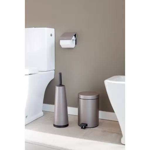WC piperék a Brabantiától.