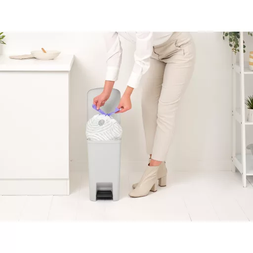 D kódú Brabantia szemeteszsákkal kompatibilis