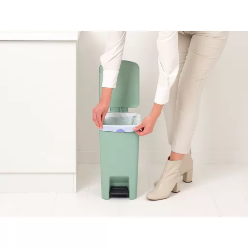Hozzáillő Brabantia PerfectFit szemeteszsákok megkötőszalaggal (D kód)