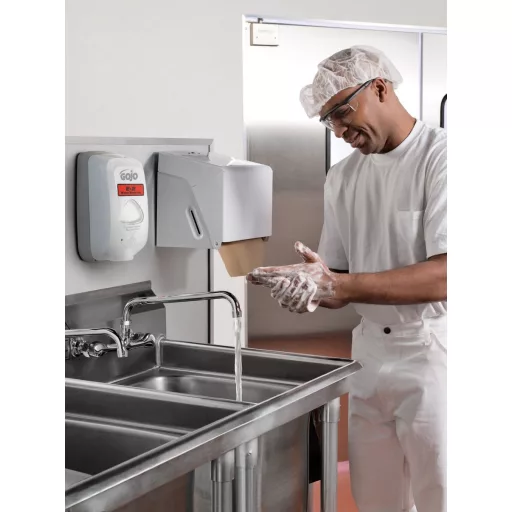 GOJO automata kézmosó habszappan adagoló, TFX rendszer, 1200 ml, érintésmentes szenzoros működtetéssel, elemes, fehér színű