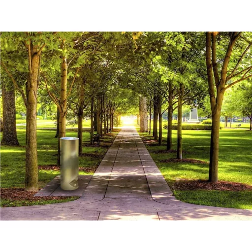 Közterek, parkok kiváló választása a Green Clean álló, lábműködtetésű ivókút.