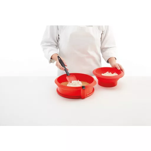Kerek kapcsos tortaforma a legfinomabb süteményekhez.