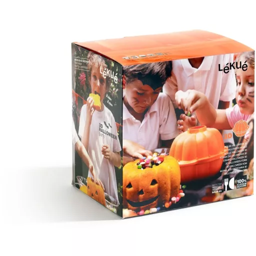A narancssárga színű, tapadásmentes szilikonból készült 3D-s sütőforma speciális kialakítása egy látványos, térbeli Halloween-i tök alakú sütemény egyenletes és formatartó elkész