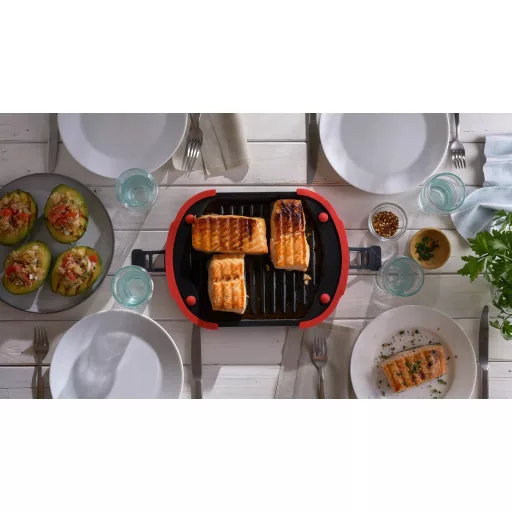 Készítsen húsokat, zöldségeket, szendvicseket vagy akár pizzát mindössze néhány perc alatt! A grilltechnológia garantálja a ropogós textúrát és az ételek eredeti ízének megőrzésé