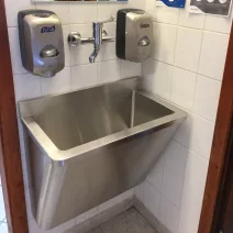 Sebészi bemosakodó vályúk