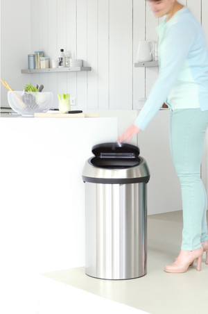 Brabantia Touch Bin nyomófedeles hulladékgyűjtő