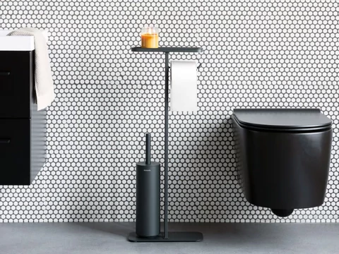 All-in-one megoldás a fürdőszobába, Brabantia MindSet WC-inas - WC-papír tartó állvány polccal